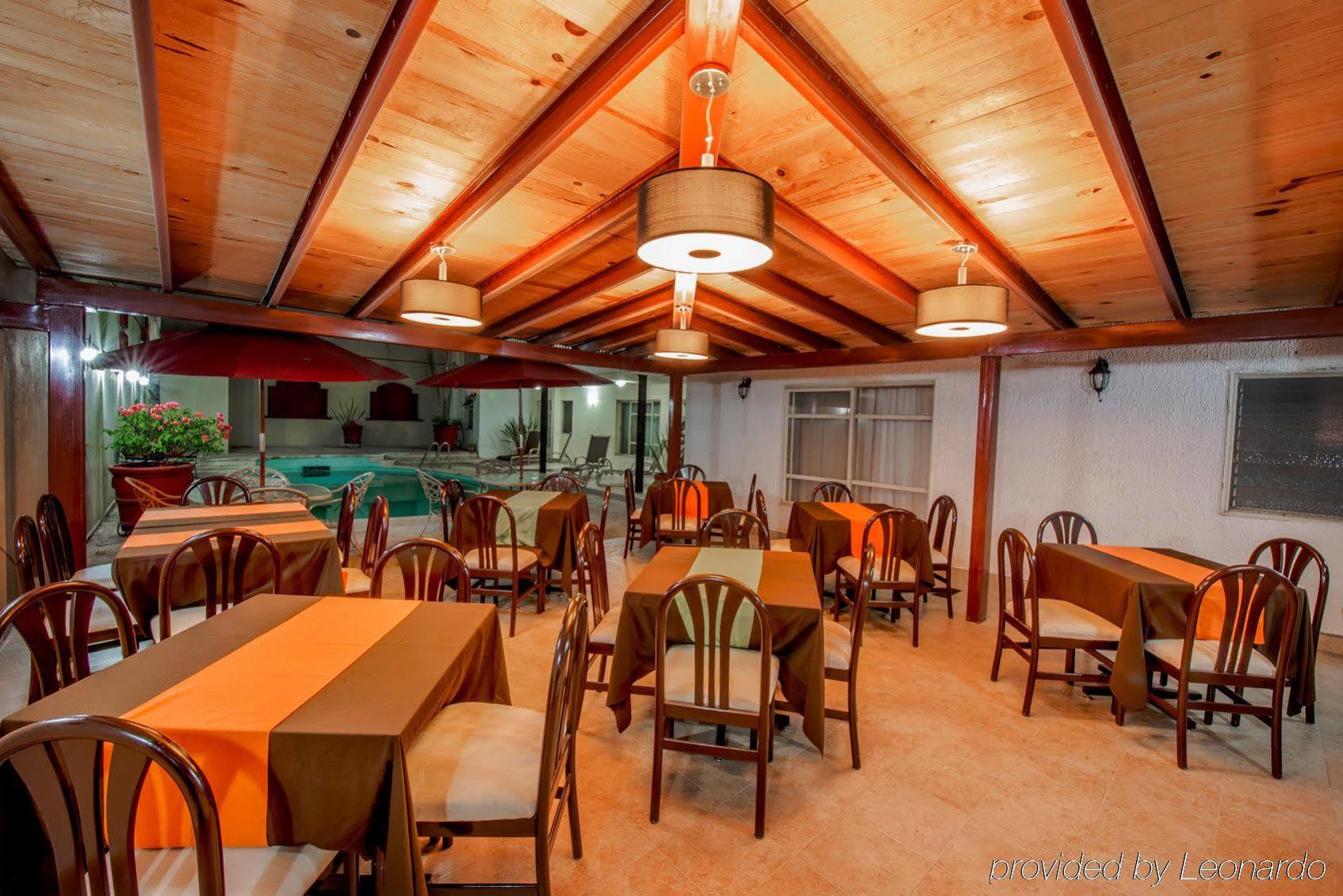 Del Marques Hotel And Suites Guadalajara Zewnętrze zdjęcie